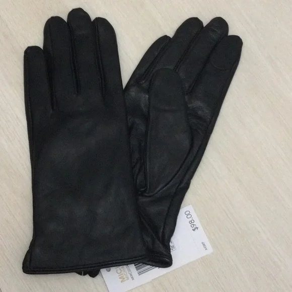 New Michael Kors Black Leather Women's
Gloves - Picture 5 of 8
